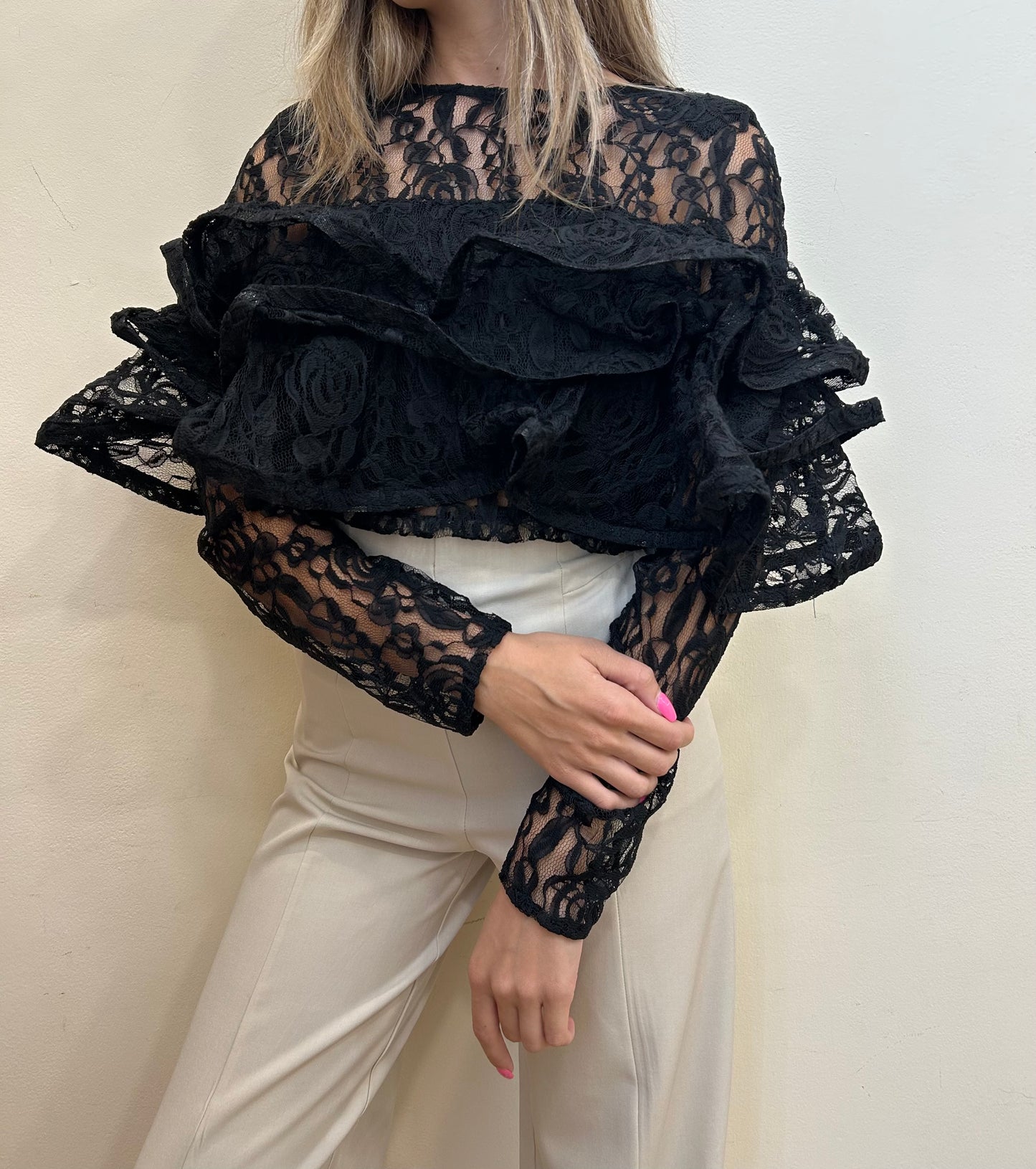 MAGLIA PIZZO CON VOLANT